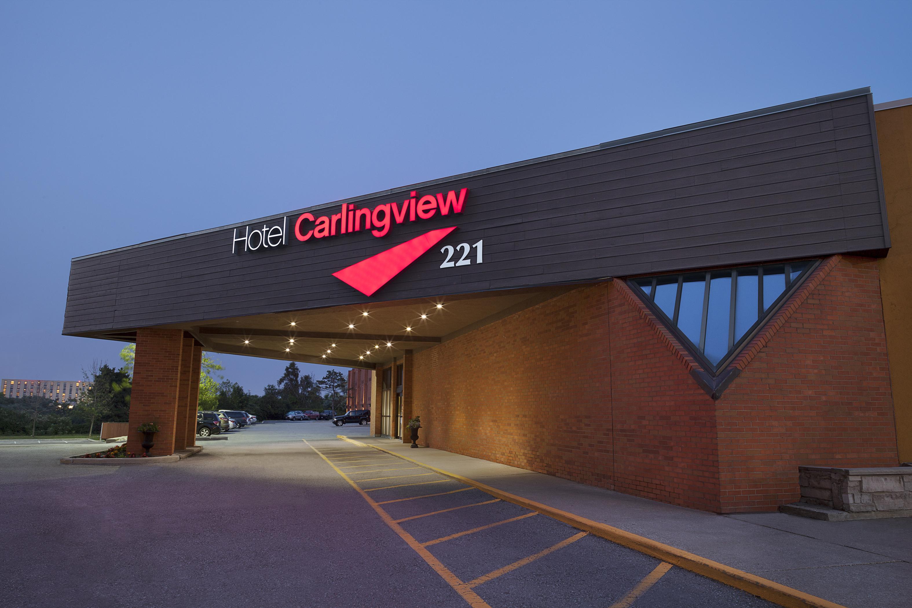 Hotel Carlingview Toronto Airport Місісаґа Екстер'єр фото